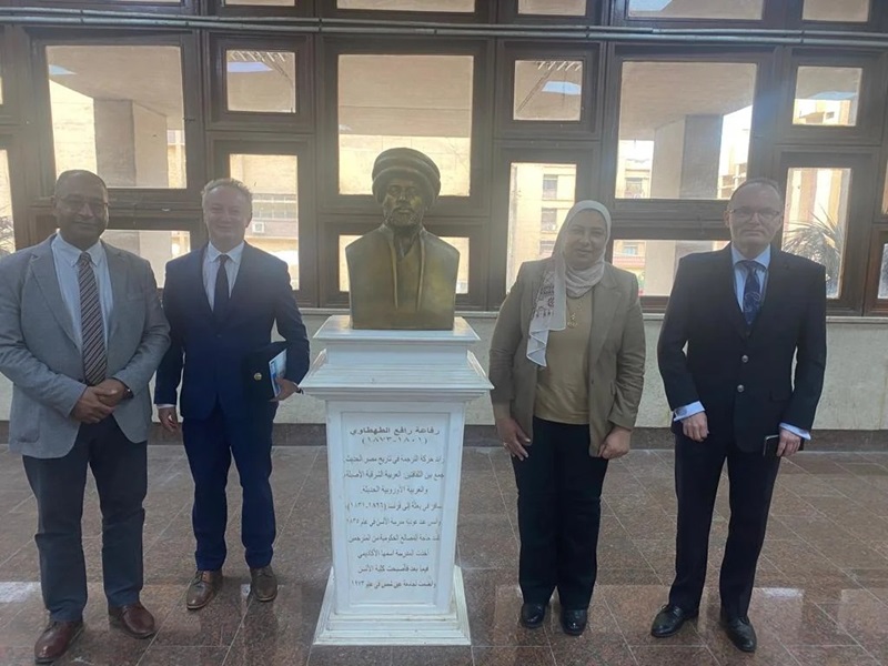 The Faculty of Al-Alsun hosts The Czech Ambassador