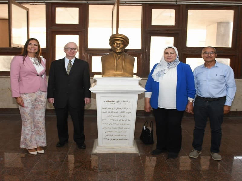 زيارة سفير البرتغال لجامعة عين شمس وكلية الألسن في إطار احتفالية اليوم العالمي للغة البرتغالية