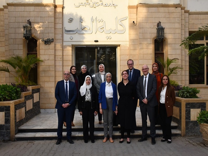 A high-level delegation from the British University of Exeter in a visit to the Faculty of Medicine
