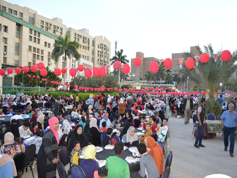 The "For Egypt" students' family organizes a group Iftar for the Center of People with Special Needs at the Faculty of Graduate Studies of Childhood