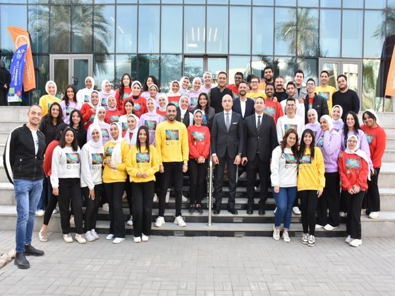 The President of Ain Shams University receives the Harmony Araby Choir and praises their outstanding performance