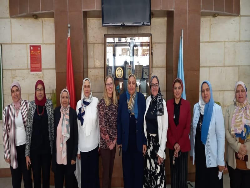 The Faculty of Nursing receives Professor Wagner Laura Michel, Professor of Community Health at the University of California, to discuss ways of joint cooperation