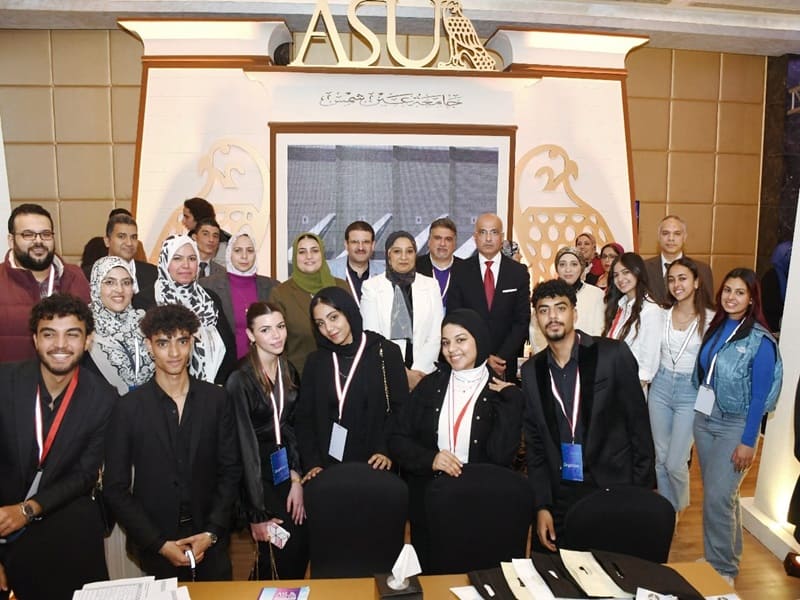 The President of Ain Shams University inspects the university's pavilion at the 14th session of the International Forum and Exhibition for Higher Education and Training EduGate