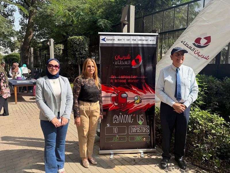 كلية الآداب بجامعة عين شمس تنظم قافلة للتبرع بالدم