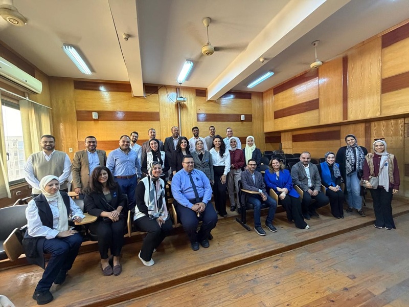 طب عين شمس تنظم يوماً توعوياً باليوم العالمي للسكري في المستشفى الجامعي الباطنة