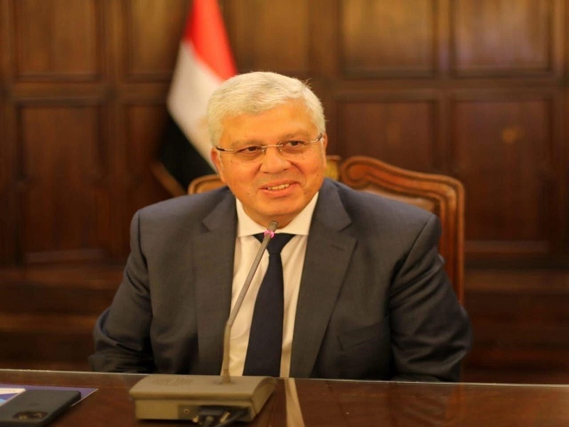 وزير التعليم العالي يصدر قرارًا بقواعد تنسيق قبول الطلاب بالجامعات  الحكومية والمعاهد للالتحاق بالعام الجامعي 2025-2026