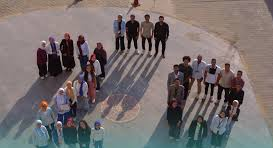 القوافل ومحو الأمية