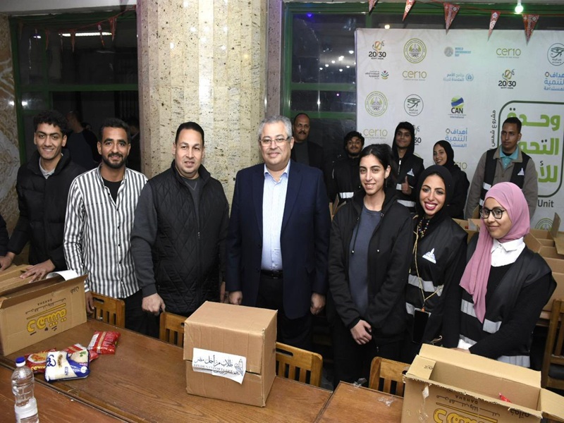 Students for Egypt Prepare and Distribute “Goodness Boxes” in the Presence of the Vice President of Ain Shams University for Education and Student Affairs