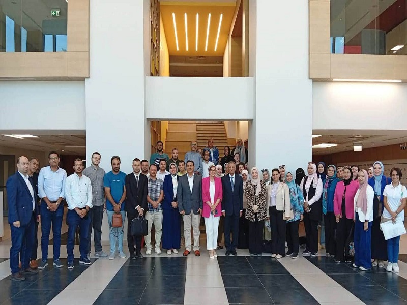 In the first collaboration between Ain Shams University and the Military Academy for Graduate and Strategic Studies, a training program was held on "The Pillars and Determinants of Egyptian National Security in Light of Contemporary Changes"