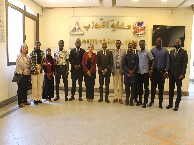 Ghana's Ambassador Meets the Dean of The Faculty of Arts to Strengthen Bilateral Cooperation