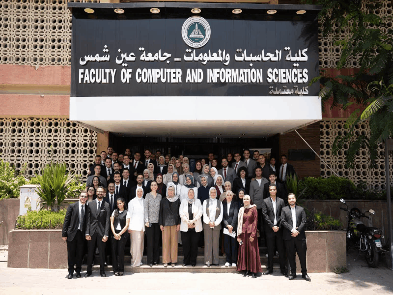 The Faculty of Computer and Information Sciences Organizes the Graduation Project Expo 2026 with Broad Participation from Leading Technology Companies and Experts from Academia and Industry