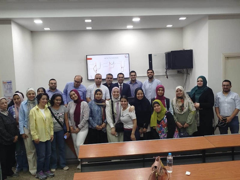 كلية الطب تختتم برنامج الدوبلر المتقدم لتطوير مهارات الأطباء في تشخيص أمراض الأوعية الدموية