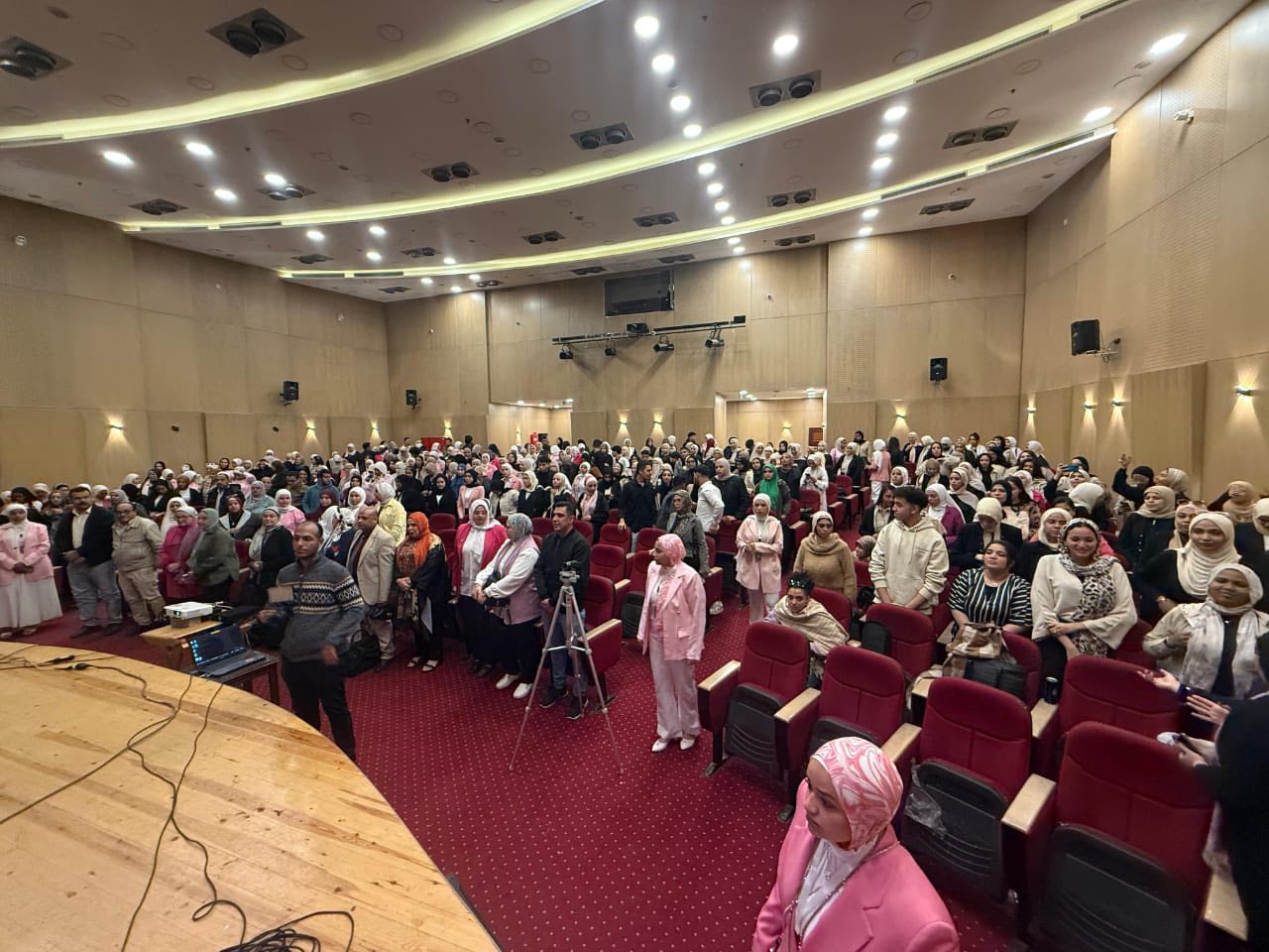 قطاع التعليم والطلاب