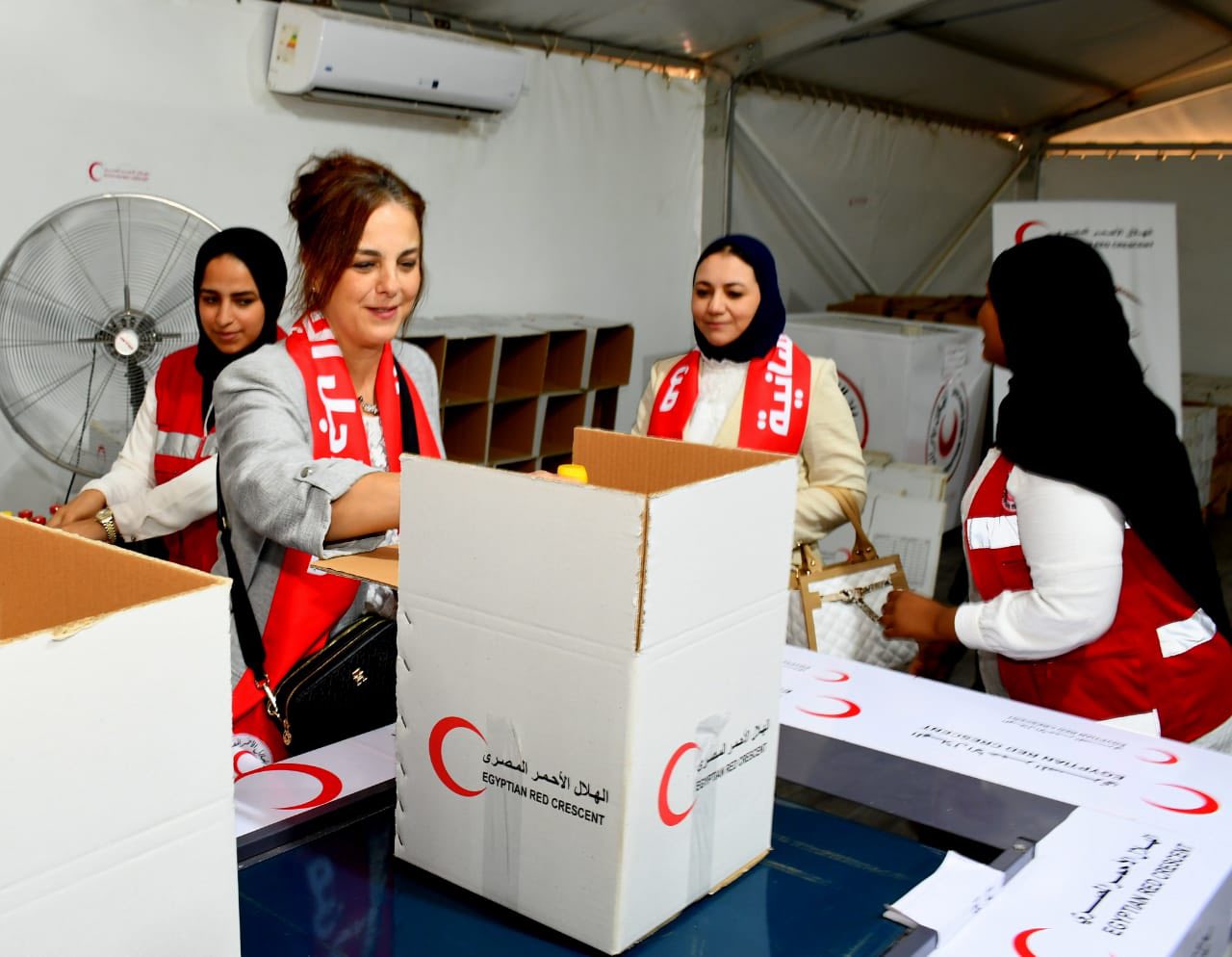 شئؤن خدمة المجتمع والبيئة