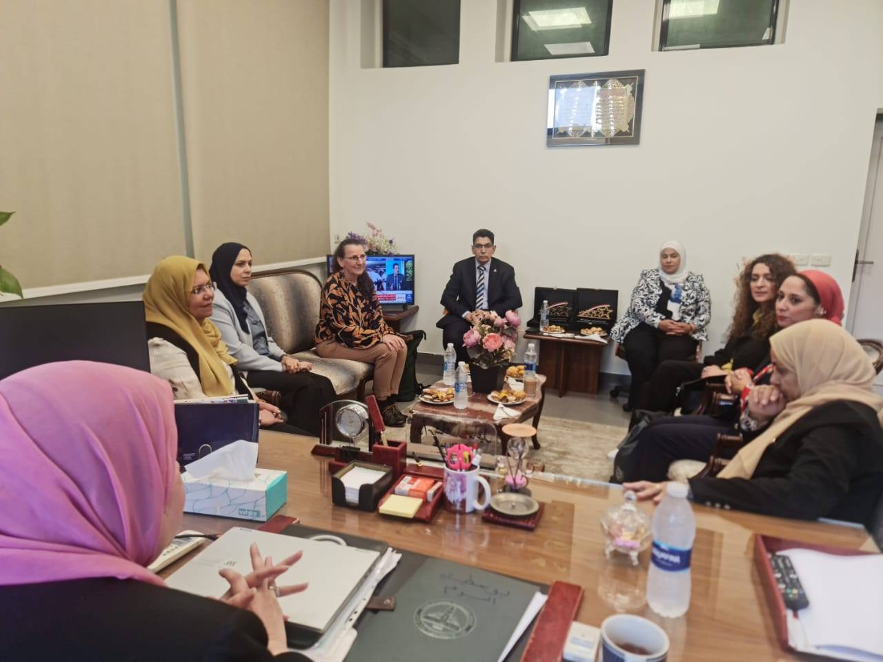 العلاقات الدوليه 