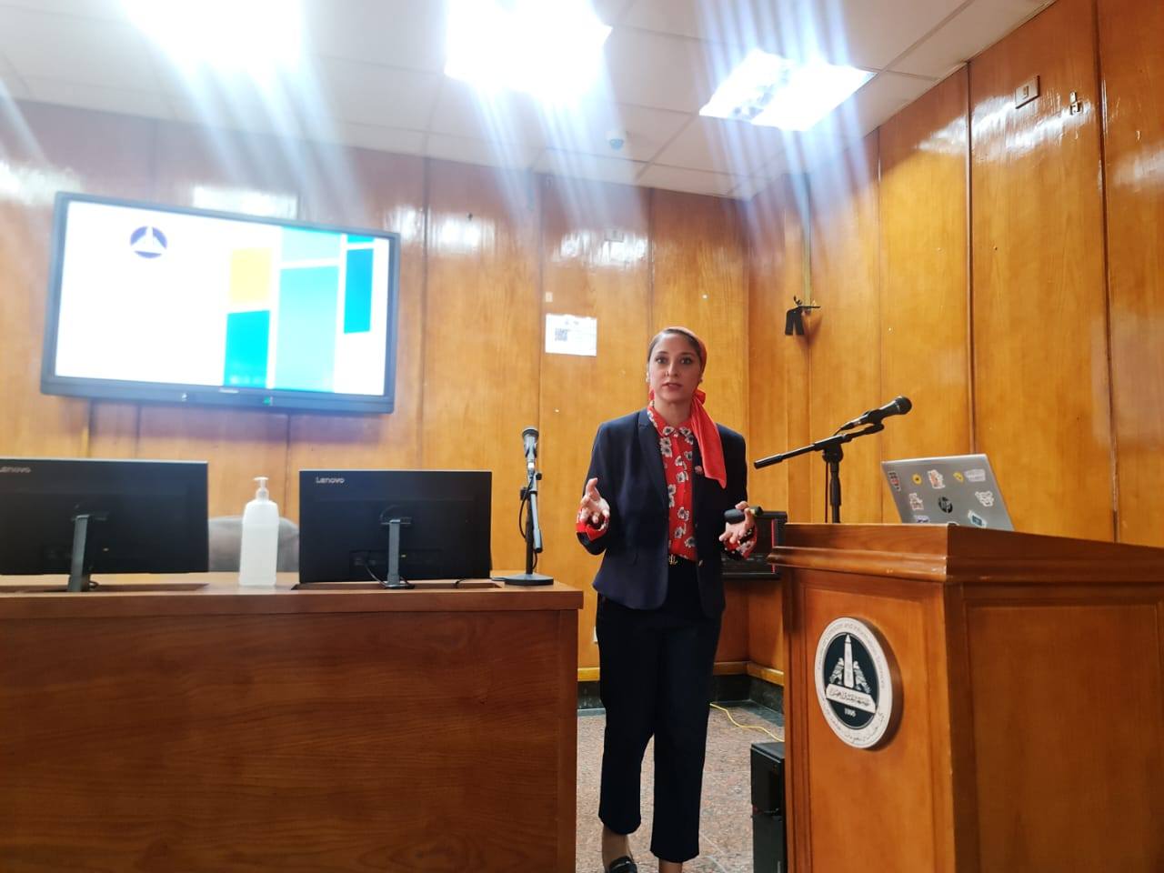 العلاقات الدوليه 