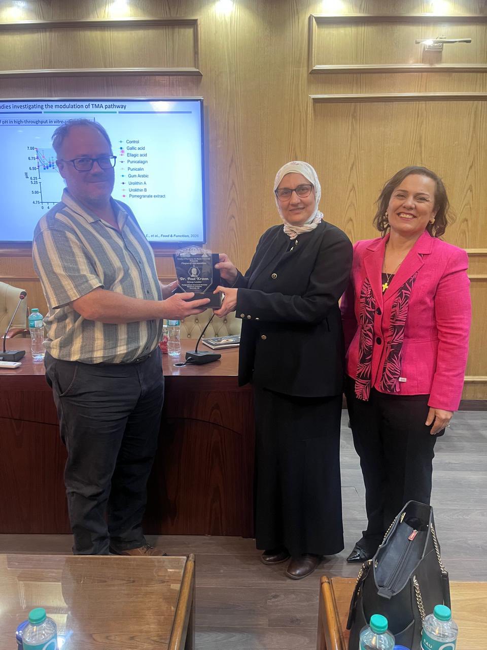 تعاون أكاديمي