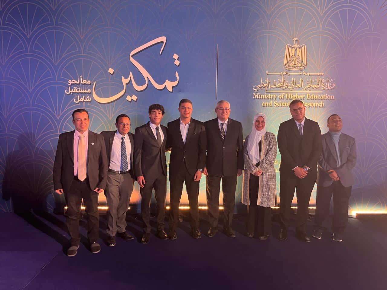 قطاع التعليم والطلاب