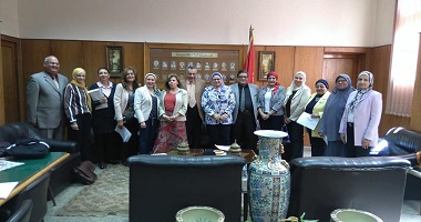 Dean of the Faculty of Al-Alsun receives a committee of Project Management Unit for Higher Education Development