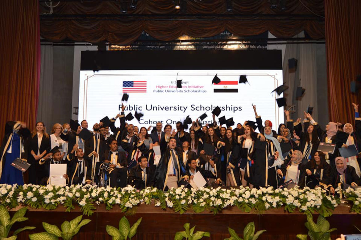 احتفال جامعة عين شمس والوكالة الأمريكية للتنمية الدولية وأمديست بتخريج اول دفعة من الحاصلين على المنح الدراسية