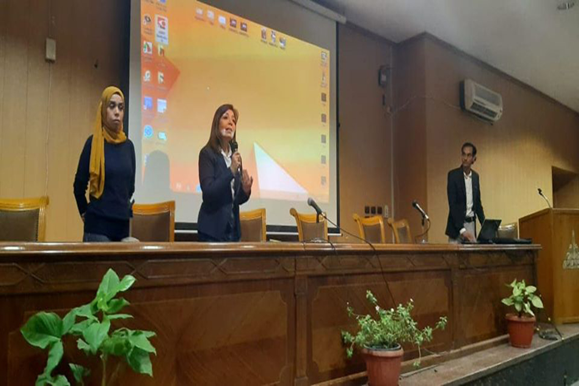 The Vice-Dean of Faculty of Al-Alsun for Community Service opens a workshop on "Translation and the Labor Market"
