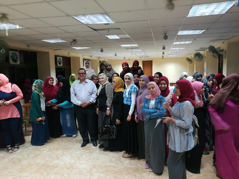 "Human against Defeat" seminar in the University City of girls