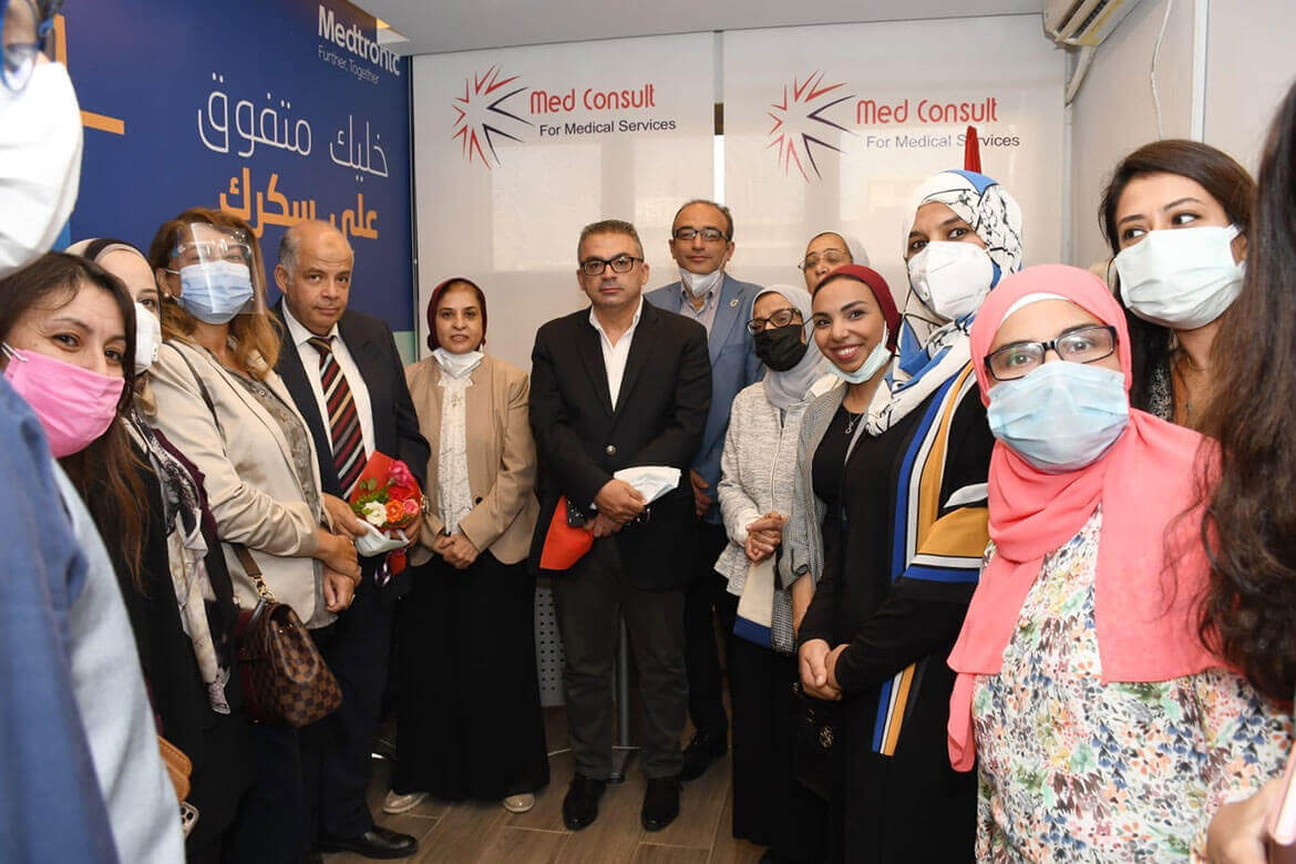 بشرى للطفل السكري.. افتتاح العيادة التخصصية لمضخة الأنسولين بمستشفى الأطفال