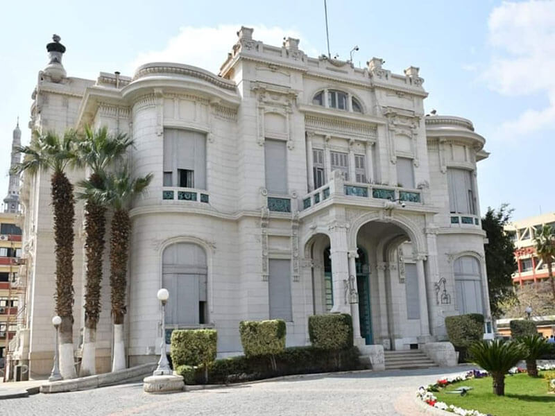 Ain Shams University finishes vaccinating 190,000 members of the university community and banning unvaccinated people from entering the university campus