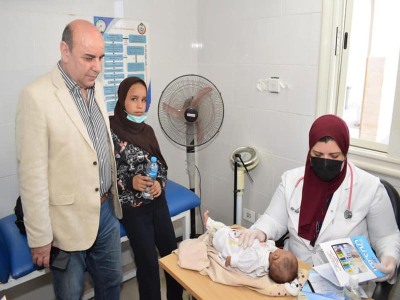 ضمن المبادرة الرئاسية حياة كريمة: قافلة جامعة عين شمس التنموية تواصل تقديم خدماتها للمواطنين في حلايب وشلاتين