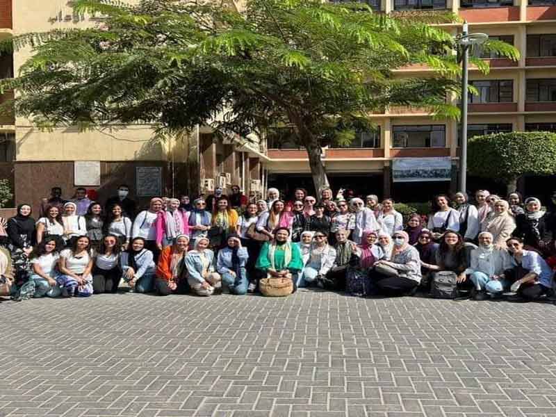 قطاع خدمة المجتمع وتنمية البيئة بكلية الآداب يشهد فاعليات معرض تراثنا للحرف اليدوية والتراثية