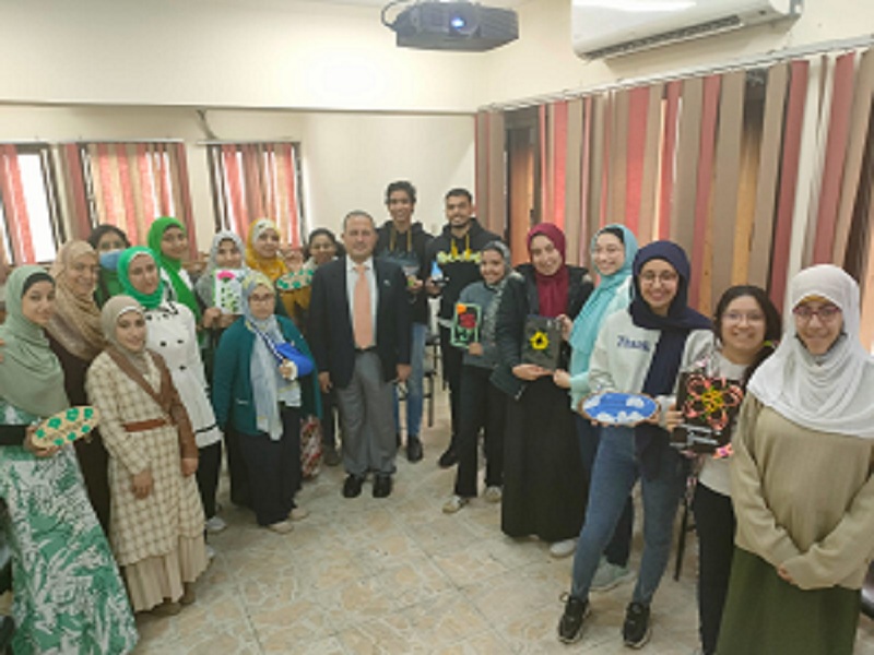 تربية عين شمس تنظم أنشطة تدريبية لتوظيف الأدب واللغة الإنجليزية لتدعيم السياق التوعوي والتنموي المجتمعي