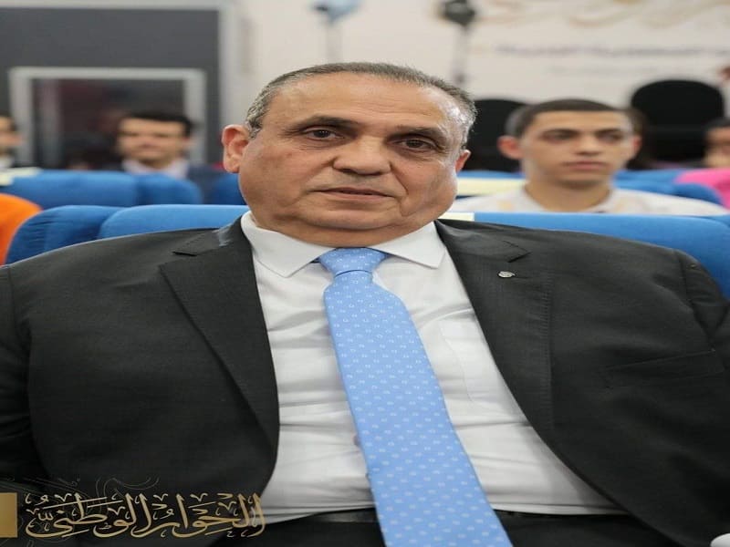 أ. د. ممدوح عبد العليم مستشار الأنشطة الطلابية بجامعة عين شمس متحدثا بجلسات الحوار الوطني