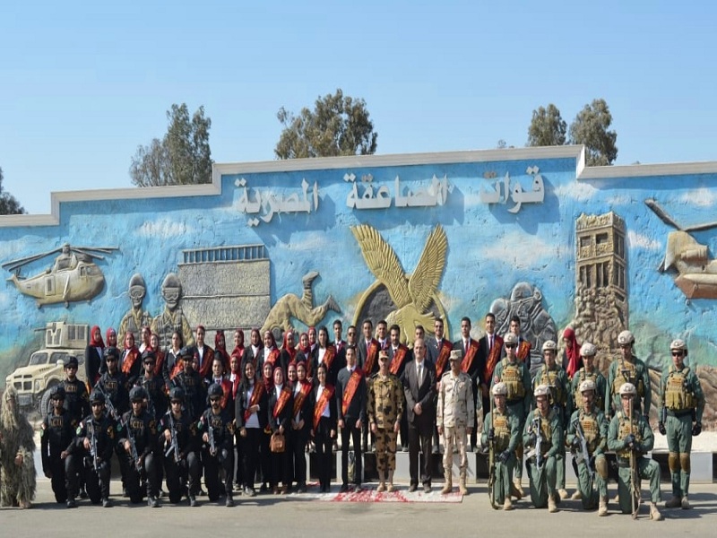 نائب رئيس الجامعة لشئون التعليم والطلاب يشيد بزيارات الطلاب للمشروعات القومية ضمن حملة شوف بنفسك