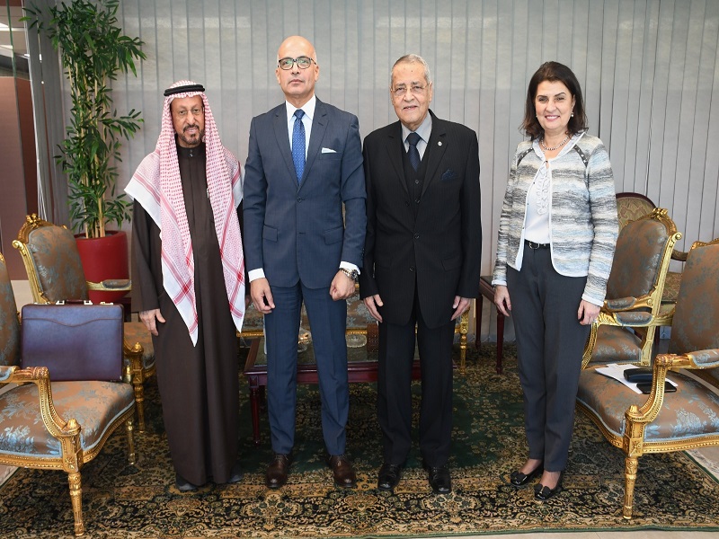 مدير مركز العلوم العربي للخدمات الجامعية والتدريب بالإمارات في ضيافة جامعة عين شمس
