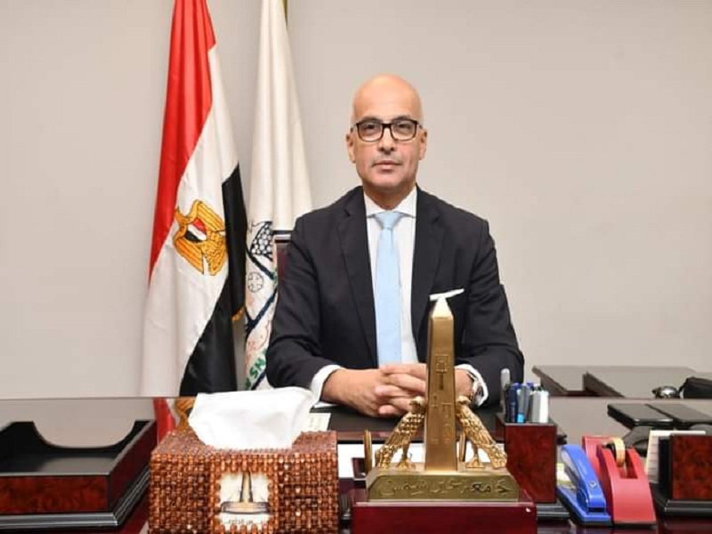 Launching a hotline to receive complaints from the disabled students at Ain Shams University