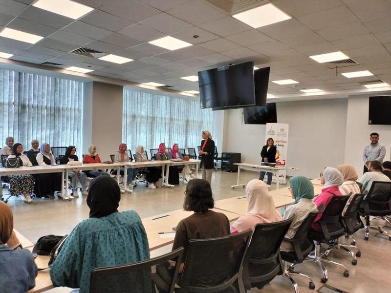 A training course for teaching sign language at Ain Shams University