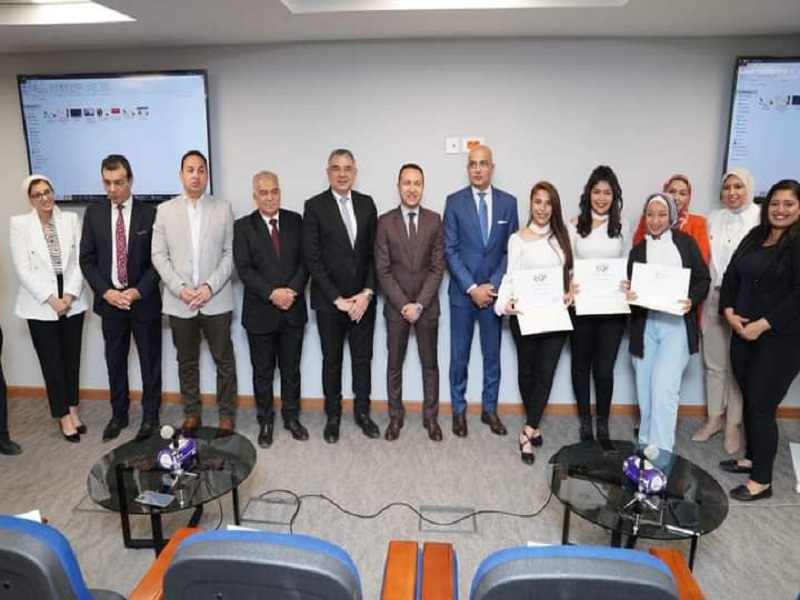 رئيس جامعة عين شمس يشهد ختام مبادرة قطاع الابتكار والتدريب "مجتمع طلابي شامل متكافئ" لتأهيل الطلاب ذوي الهمم لسوق العمل