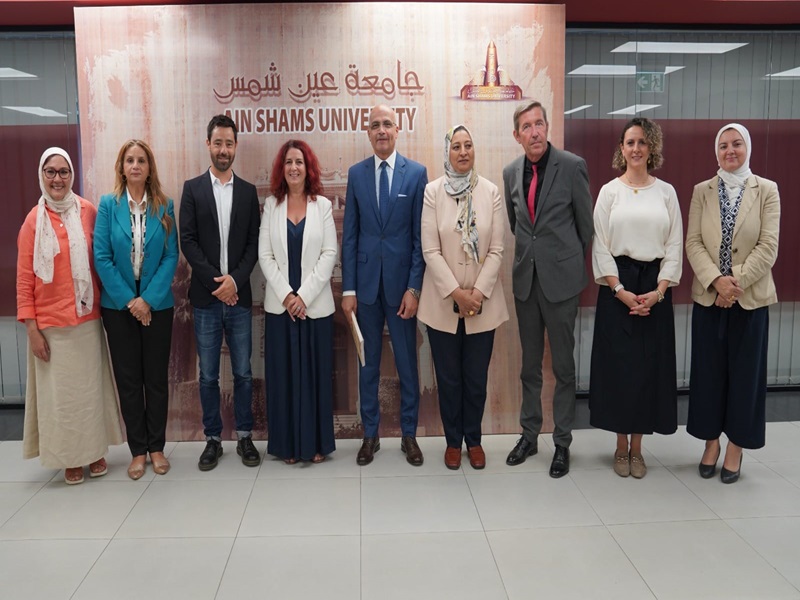 رئيس جامعة عين شمس يستقبل ملحق التعاون التعليمي بسفارة فرنسا بالقاهرة