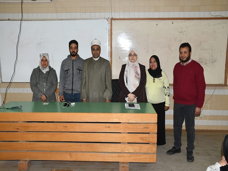 الهوية الوطنية ودعم منظومة القيم والأخلاق... ندوة بطب أسنان عين شمس