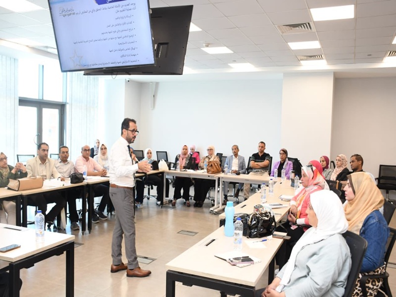 تدريب “تأهيل المُقَيِّمين الدّاخلِيِّين " للتميز الحكومي بجامعة عين شمس