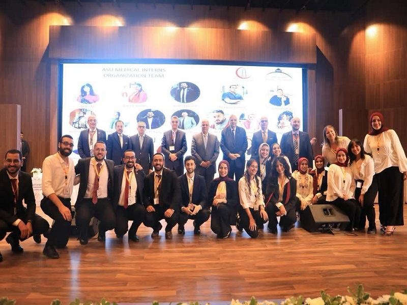 وزيرالتعليم العالي ورئيس جامعة عين شمس يشهدان ختام فعاليات المؤتمر الأول للمستشفيات الجامعية بجامعة عين شمس
