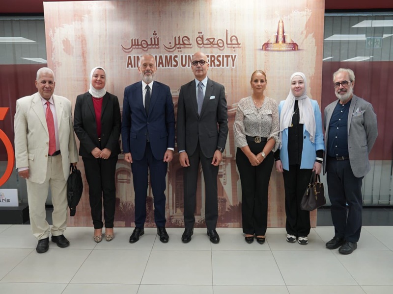 رئيس جامعة عين شمس يستقبل السفير اليوناني بالقاهرة لبحث سبل تعزيز التعاون الأكاديمي والثقافي