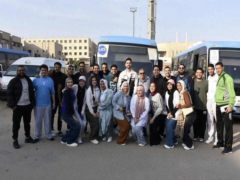 الطلاب الوافدون بجامعة عين شمس يشاركون في المهرجان الترفيهي بالإسماعيلية