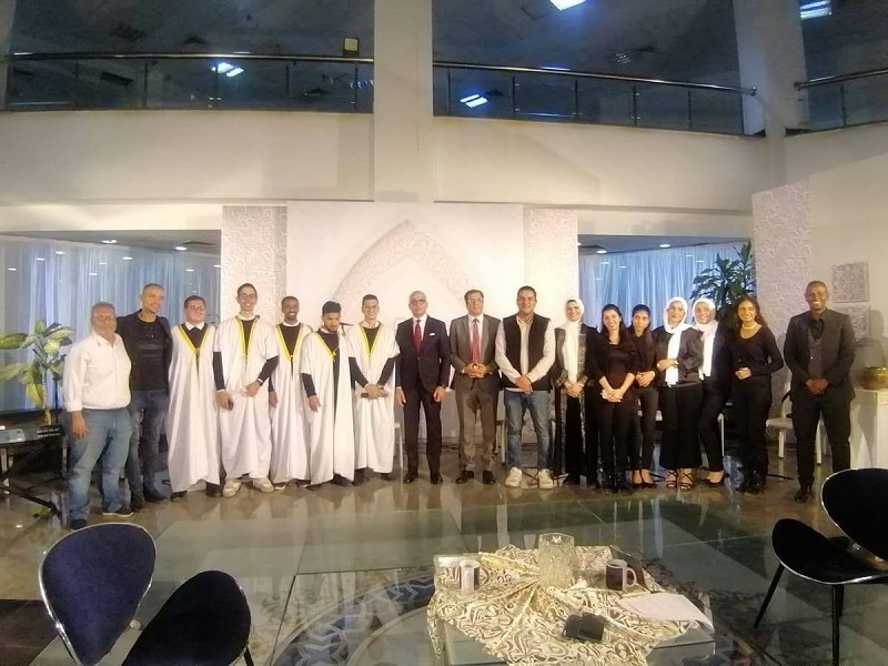 رئيس جامعة عين شمس في ضيافة الإعلامي خالد سعد بصحبة فريق الإنشاد الديني بالجامعة