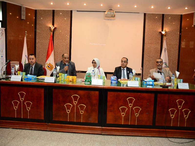 "الرؤي المستقبلية وتحديات التصنيع الغذائي"... ندوة بزراعة عين شمس