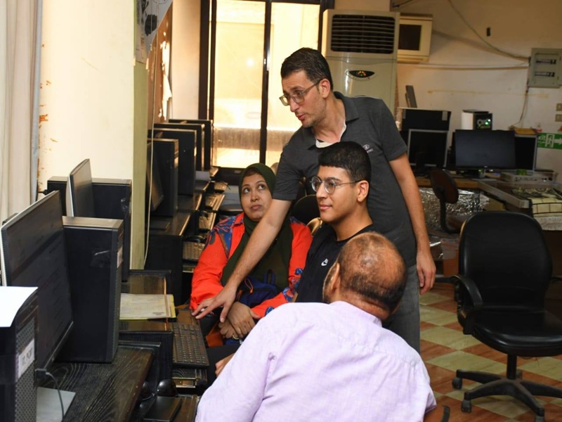 أربعة آلاف وخمسمائة طالبًا وطالبة استقبلتهم معامل التنسيق الإلكتروني بجامعة عين شمس خلال المرحلة الثانية من التنسيق