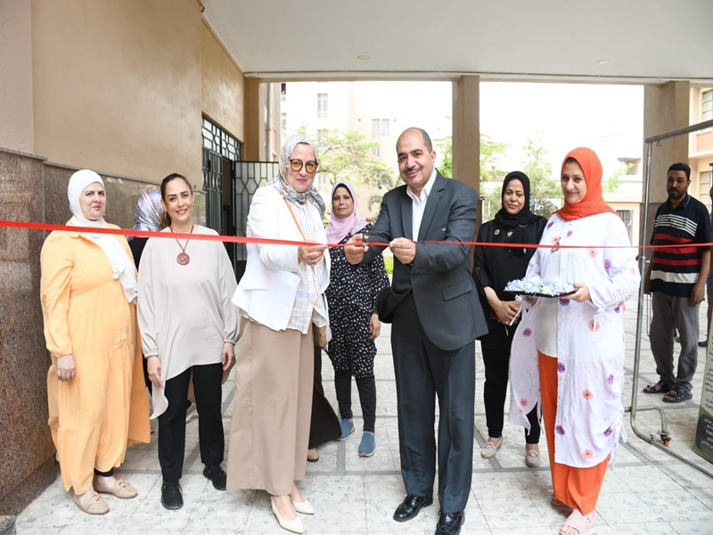المعرض الخيري السادس للملابس بكلية العلوم جامعة عين شمس