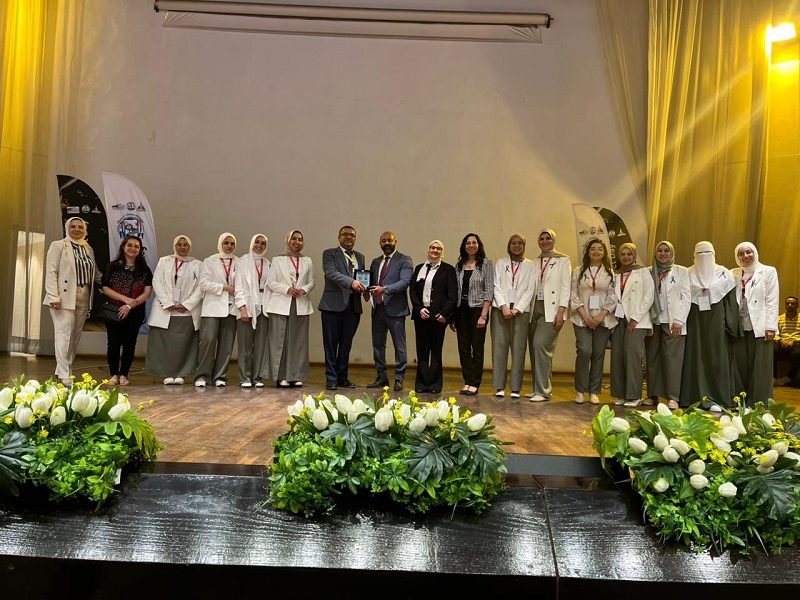 Pharm D Clinical Pharmacy فوز 3 مشروعات تخرج لطلاب برنامج