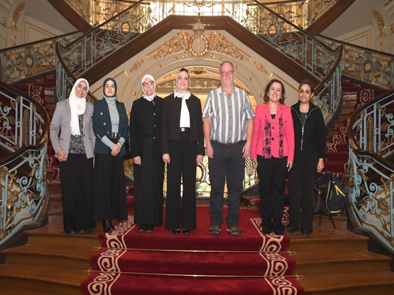تعزيزًا للتعاون المصري البريطاني.. نائب رئيس الجامعة لشئون الدراسات العليا والبحوث تستقبل وفد معهد كوادرام بالمملكة المتحدة لبحث آفاق الشراكة البحثية في العلوم الصحية