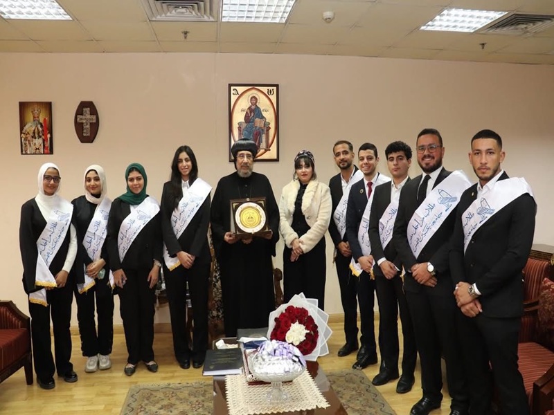 "طلاب من أجل مصر" واتحاد طلاب جامعة عين شمس يهنئان المركز الثقافي القبطي الأرثوذكسي بعيد الميلاد المجيد